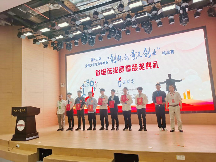 4d60e5f66a1d42b0aafb78ff5a5a28c1.jpg 4d60e5f66a1d42b0aafb78ff5a5a28c1.jpg