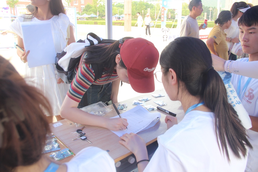 63e0274957da4be39e718cab800e92d2.jpg 63e0274957da4be39e718cab800e92d2.jpg